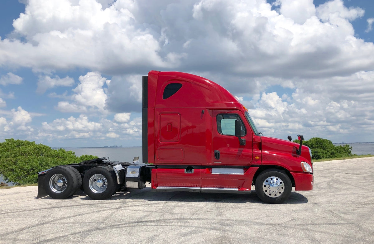 2014 Freightliner Cascadia 125, Detroit DD15, AUTO, APU, Inverter, 493