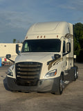 2022 Freightliner Cascadia 126, DD15, DT12, APU, 514K