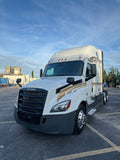 2022 Freightliner Cascadia 126, DD15, DT12, APU, 514K