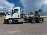 2021 Freightliner Cascadia 116 , CUMMINS X12, DT12, LOW MILES !!!