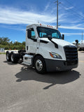 2021 Freightliner Cascadia 116 , CUMMINS X12, DT12, LOW MILES !!!