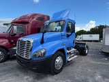 2019 Freightliner Cascadia Daycab 321k LOW MILEAGE  LOCAL TRUCK or Toy Hauler