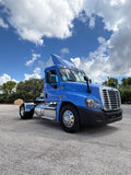 2019 Freightliner Cascadia Daycab 321k LOW MILEAGE  LOCAL TRUCK or Toy Hauler
