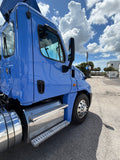 2019 Freightliner Cascadia Daycab 321k LOW MILEAGE  LOCAL TRUCK or Toy Hauler