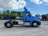 2019 Freightliner Cascadia Daycab 321k LOW MILEAGE  LOCAL TRUCK or Toy Hauler