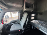 2021 KW Kenworth T680, AUTO, FRESH VIRGIN TIRES,Double bunk,  580k Miles!!!!