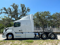 2014 VOLVO VNL630, D13, 425HP, AUTO, 561K MILES!