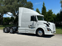 2014 VOLVO VNL630, D13, 425HP, AUTO, 561K MILES!