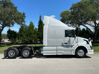 2014 VOLVO VNL630, D13, 425HP, AUTO, 561K MILES!