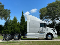 2014 VOLVO VNL630, D13, 425HP, AUTO, 561K MILES!
