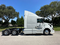 2014 VOLVO VNL630, D13, 425HP, AUTO, 561K MILES!