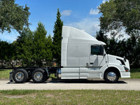 2014 VOLVO VNL630, D13, 425HP, AUTO, 561K MILES!