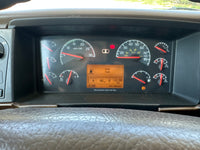 2014 VOLVO VNL630, D13, 425HP, AUTO, 561K MILES!