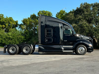 2018 KW T680, AUTOMATIC, Cummins X15, New Tires, APU,  SUPER CLEAN, 671k