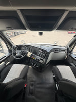 2019 FREIGHTLINER CASCADIA 126, DD15, DT-12 AUTO, 730k miles, TK APU