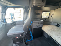 2020 International LT625 556k, Cummins, AUTO, TK APU FRESH TIRES