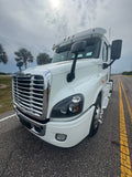 2019 Freightliner Cascadia Daycab MANUAL GREAT LOCAL TRUCK or Toy Hauler