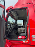 2021 Volvo VNR64T300 Day Cab Semi Truck D13 Engine I-Shift, ONLY 327k miles