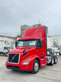 2021 Volvo VNR64T300 Day Cab Semi Truck D13 Engine I-Shift, ONLY 327k miles