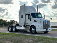 2017 Peterbilt 579 WARRANTY, Fedex Specs, NEW ENGINE!
