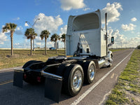 2017 Peterbilt 579 WARRANTY, Fedex Specs, NEW ENGINE!