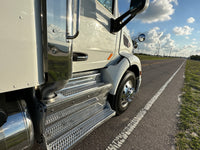 2017 Peterbilt 579 WARRANTY, Fedex Specs, NEW ENGINE!