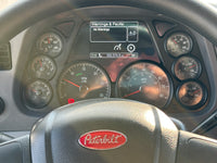 2017 Peterbilt 579 WARRANTY, Fedex Specs, NEW ENGINE!