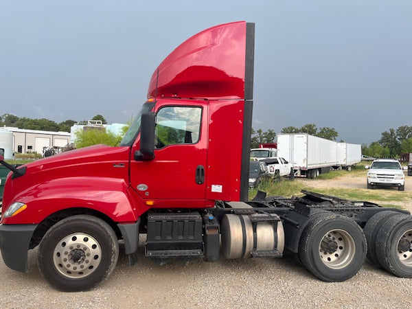 2020 International LT625 Day-cab Cummins X15, AUTO, ONLY 328K Miles