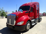 ONLY 311k MILES 2015 Kenworth T680, 455 HP, AUTO, Big Sleeper, Fridge, Inverter APU