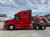 2013 Volvo VNL 670 CUMMINS ISX, AUTO, APU, INVERTER, 605K Miles