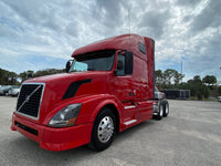 2013 Volvo VNL 670 CUMMINS ISX, AUTO, APU, INVERTER, 605K Miles