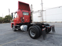 2005 Volvo VNM64T200 Day Cab