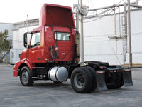 2005 Volvo VNM64T200 Day Cab