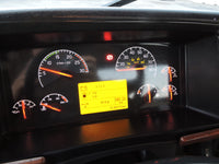 2005 Volvo VNM64T200 Day Cab
