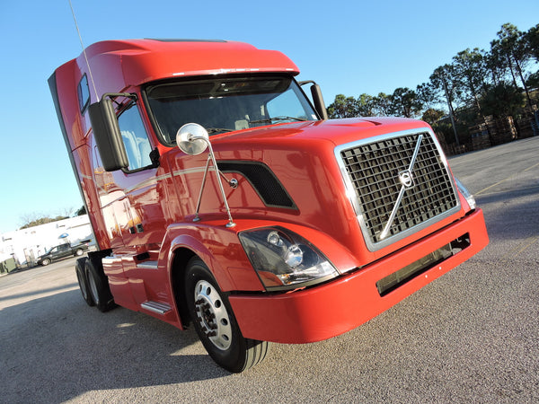 3 X 2013 Volvo VNL 670 CUMMINS ISX, AUTO, APU, INVERTER, 600K