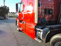 3 X 2013 Volvo VNL 670 CUMMINS ISX, AUTO, APU, INVERTER, 600K