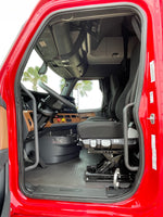 2019 FREIGHTLINER CASCADIA 126, DD15, DT-12 AUTO, 401k miles, TK APU, Driver Loft, WARRANTY INCLUDED!