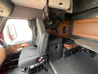 2019 FREIGHTLINER CASCADIA 126, DD15, DT-12 AUTO, 401k miles, TK APU, Driver Loft, WARRANTY INCLUDED!