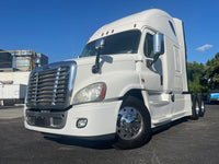 2016 Freightliner Cascadia 125, Cummins ISX, 10 Speed, 450HP, TK APU!!!