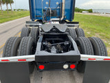 2015 Peterbilt 587 Cummins ISX , APU, FRESH TIRES, FRIDGE