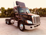 2012 Freightliner Cascadia Daycab 463k