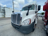 2017 Freightliner Cascadia EVO, Cummins ISX, AUTO, APU, 636k Miles