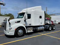 2015 Peterbilt 579 10 Spd, 709k MILES,Double Bunk, Inverter, New Brakes
