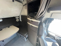 2015 VOLVO VNL730, D13, I SHIFT AUTO, 589K MILES!!!!