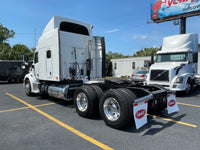 2015 Peterbilt 579 10 Spd, 709k MILES,Double Bunk, Inverter, New Brakes