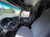 2015 Peterbilt 579 10 Spd, 709k MILES,Double Bunk, Inverter, New Brakes