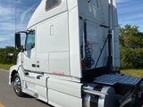 2015 VOLVO VNL64T670, D13 Volvo power, I-shift, Auto, NEW PIRELLI  TIRES, GREAT MPG