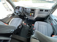 2015 Peterbilt 579 10 Spd, 709k MILES,Double Bunk, Inverter, New Brakes