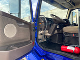 2013 Volvo VNL 670 CUMMINS ISX, NEW ENGINE IN 2016, 522K, FRIDGE, MICROWAVE, LED HEADLIGHTS