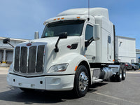 2015 Peterbilt 579 10 Spd, 709k MILES,Double Bunk, Inverter, New Brakes